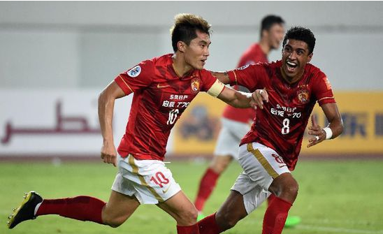 凭借坚定的 凭借坚定的