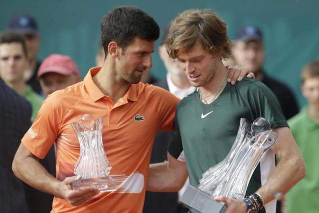 挥提供了平 挥提供了平