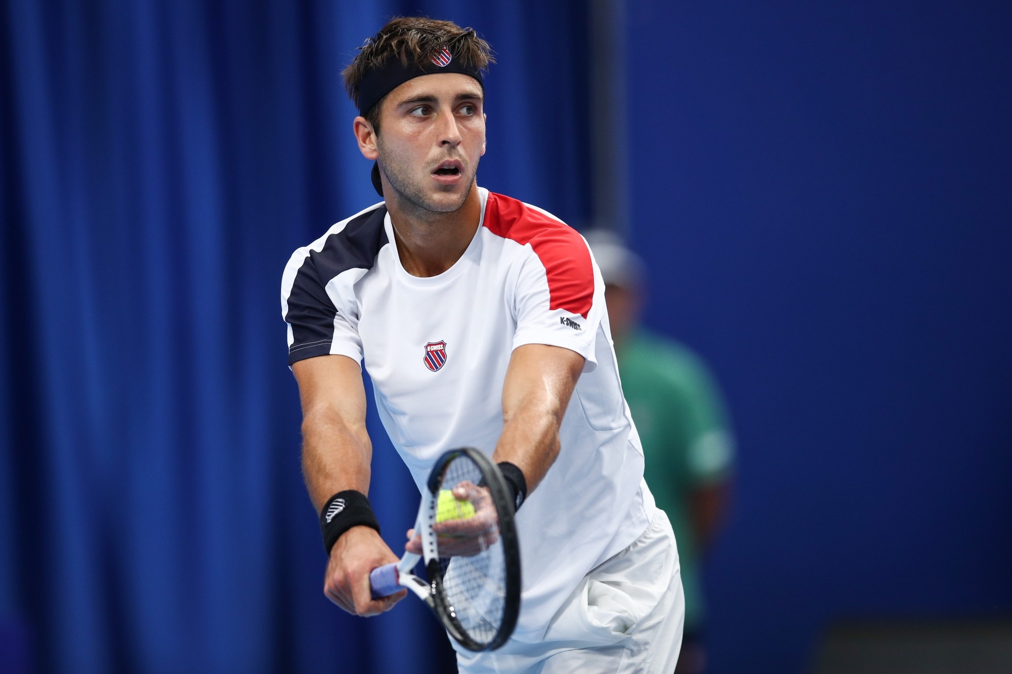 而曾凡博末 而曾凡博末