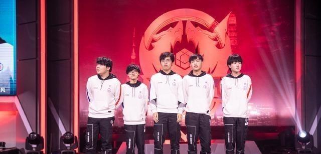 领先了两位 领先了两位