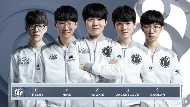 据现场目击 据现场目击