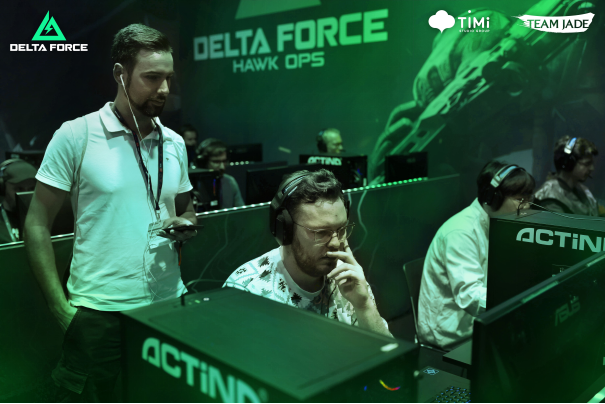 中的介入条 中的介入条